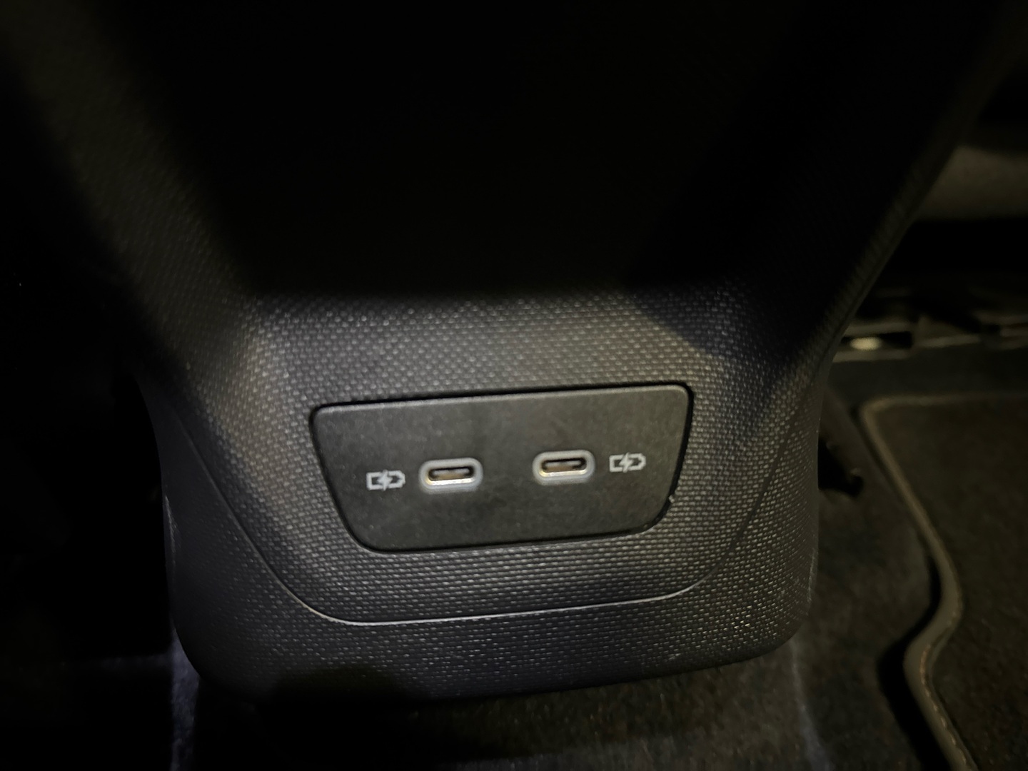 CUPRA Born 2023