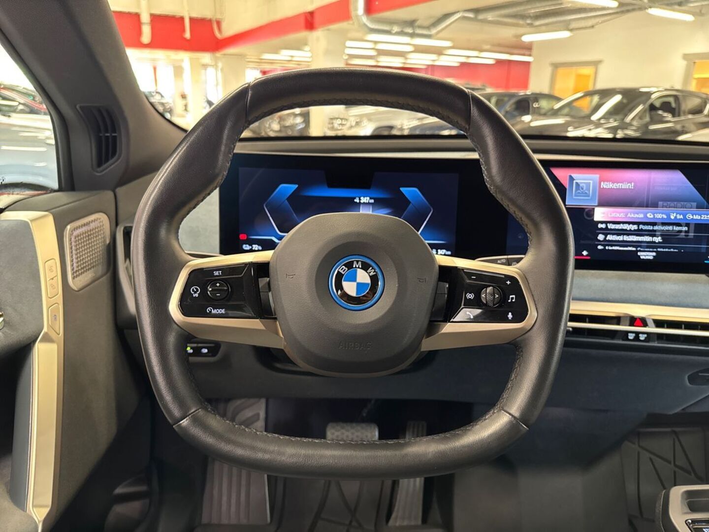 BMW iX 2021