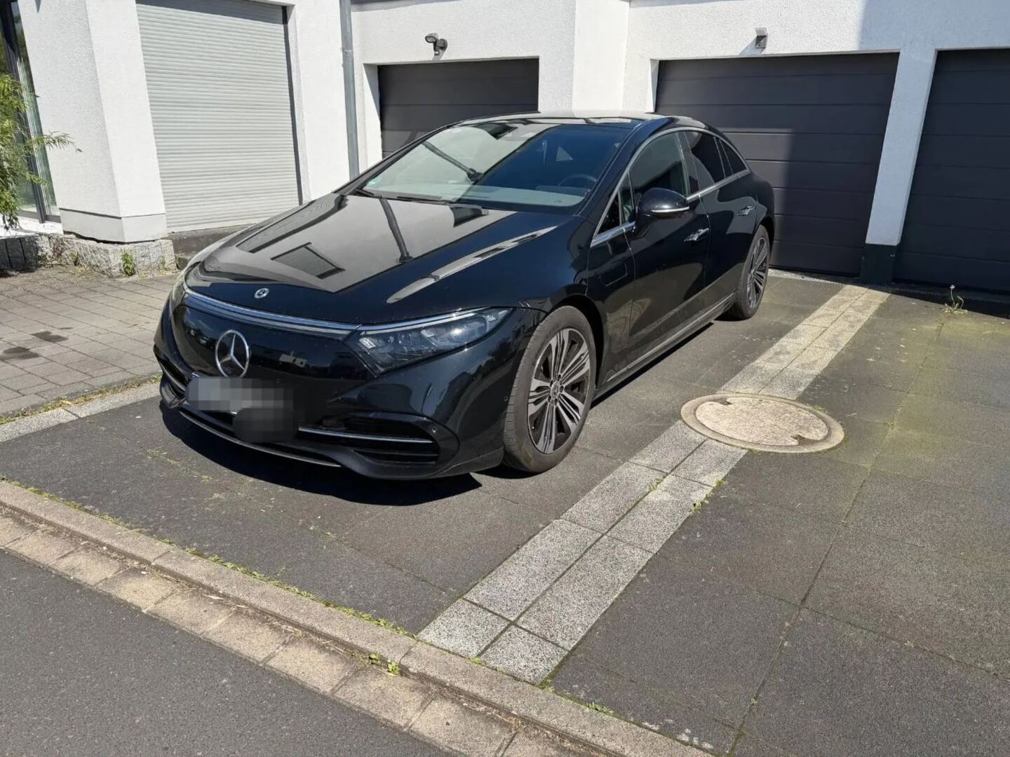 MERCEDES-BENZ EQS 2022