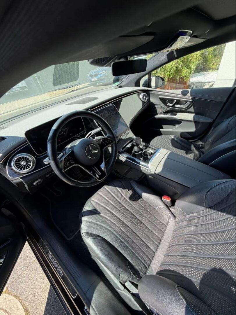 MERCEDES-BENZ EQS 2022