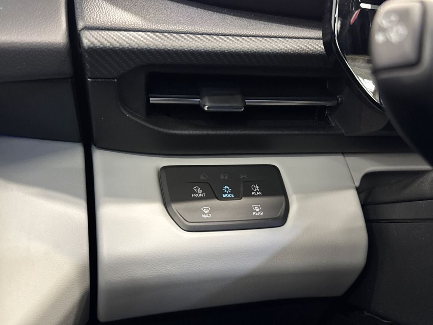 FORD Explorer 2024