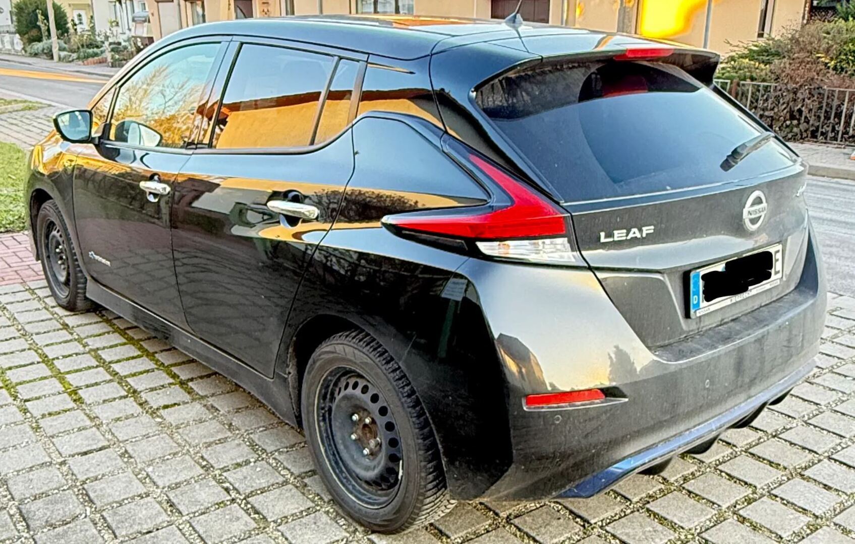 NISSAN Leaf 2019
