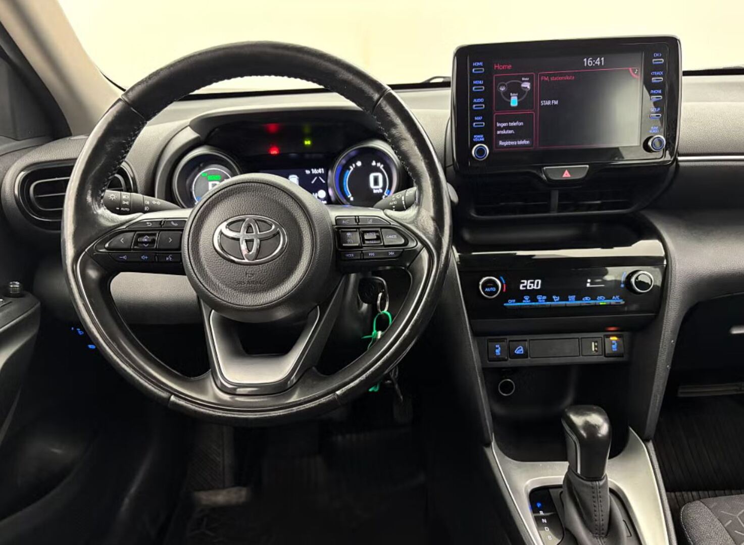 TOYOTA Yaris Cross 2023