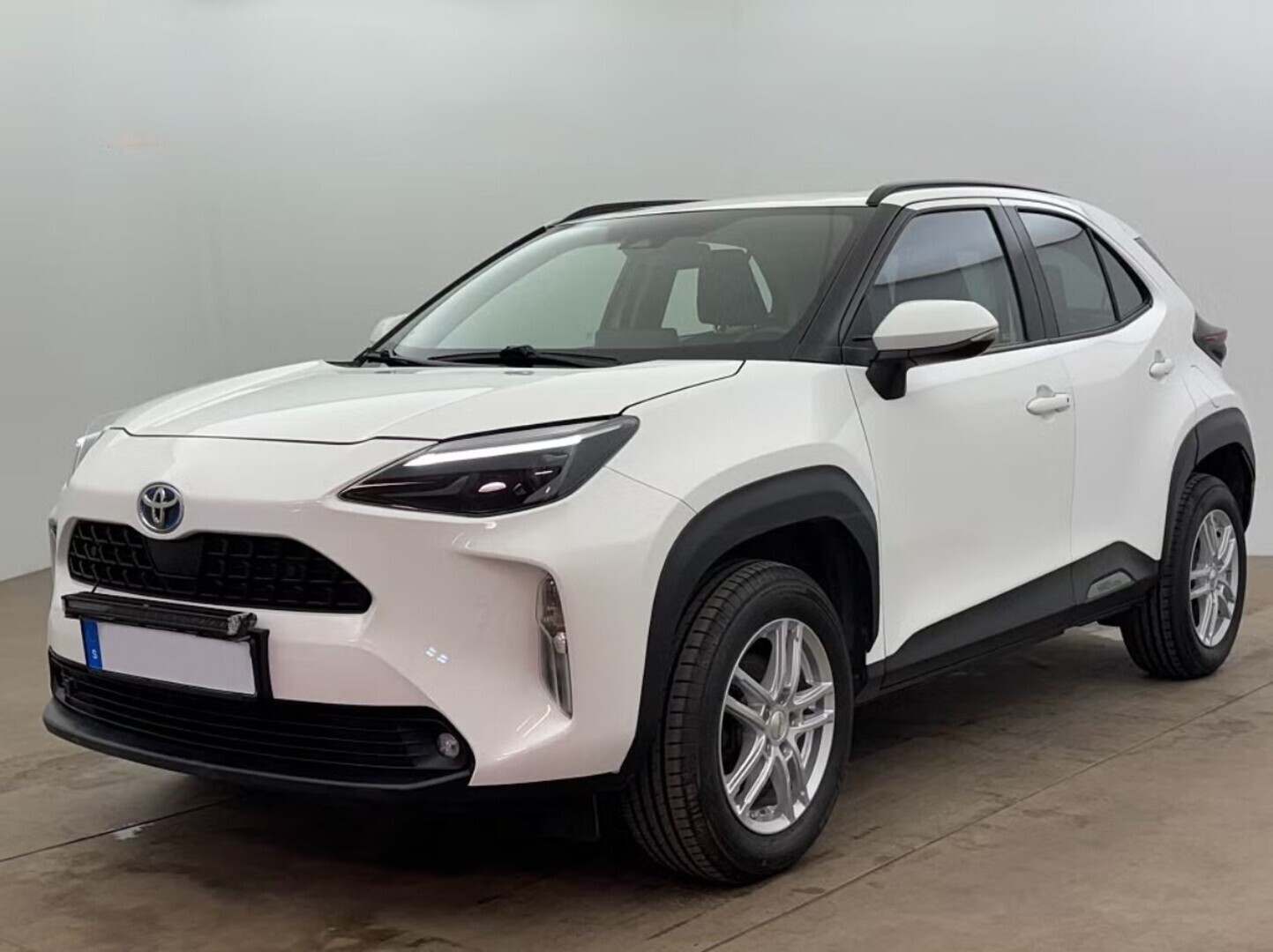 TOYOTA Yaris Cross 2023