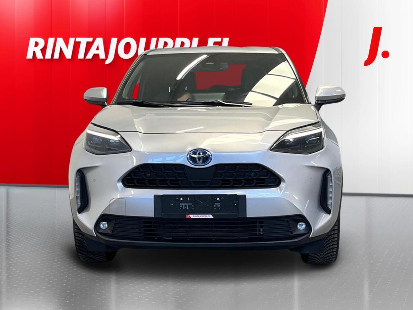 TOYOTA Yaris Cross 2024