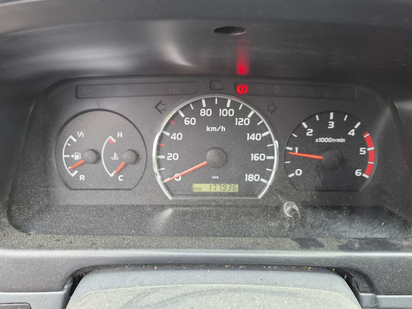 TOYOTA Hiace 2010