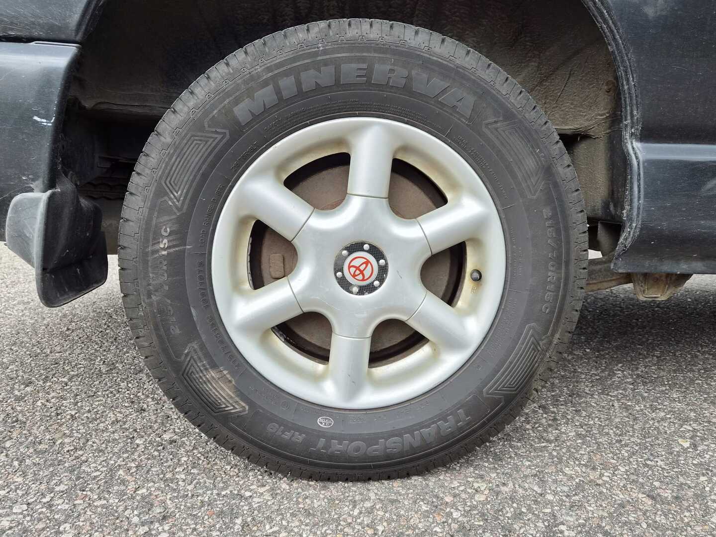 TOYOTA Hiace 2010