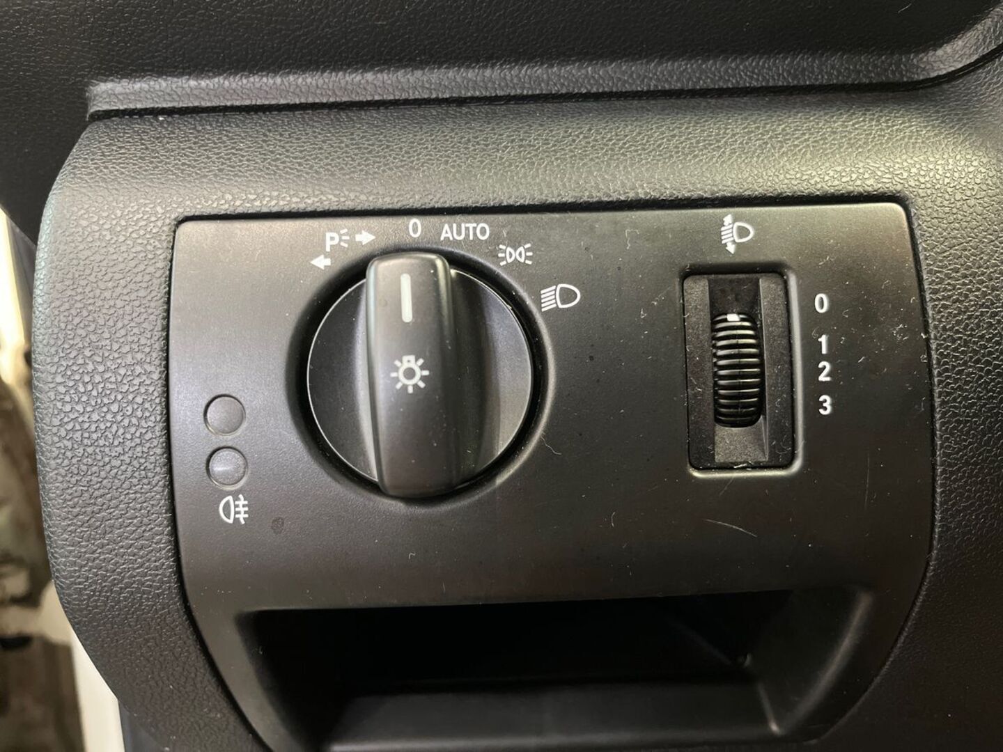MERCEDES-BENZ A 2010