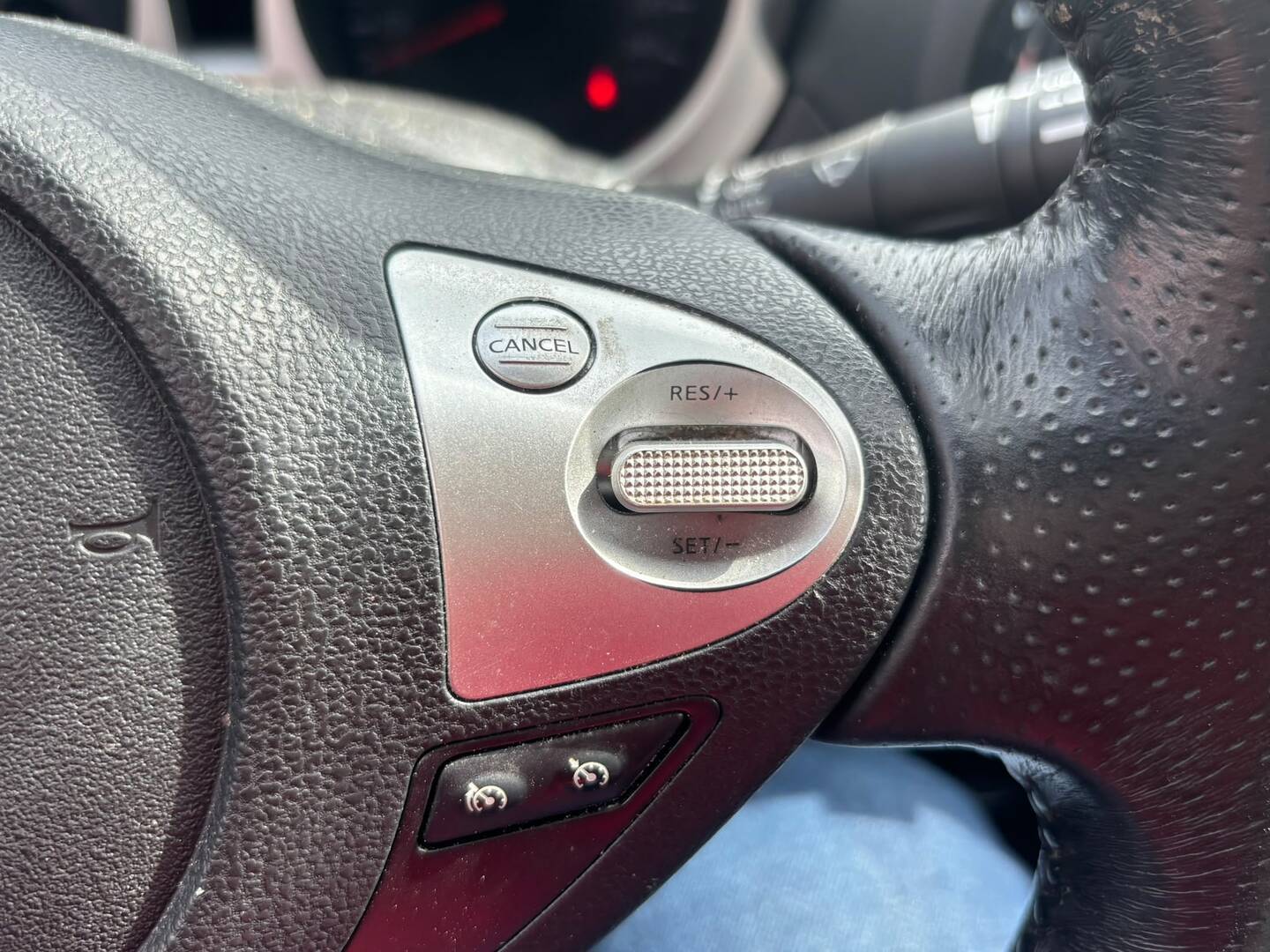 NISSAN Juke 2011