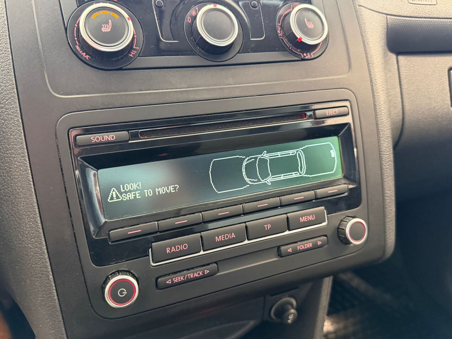 VOLKSWAGEN Caddy 2013