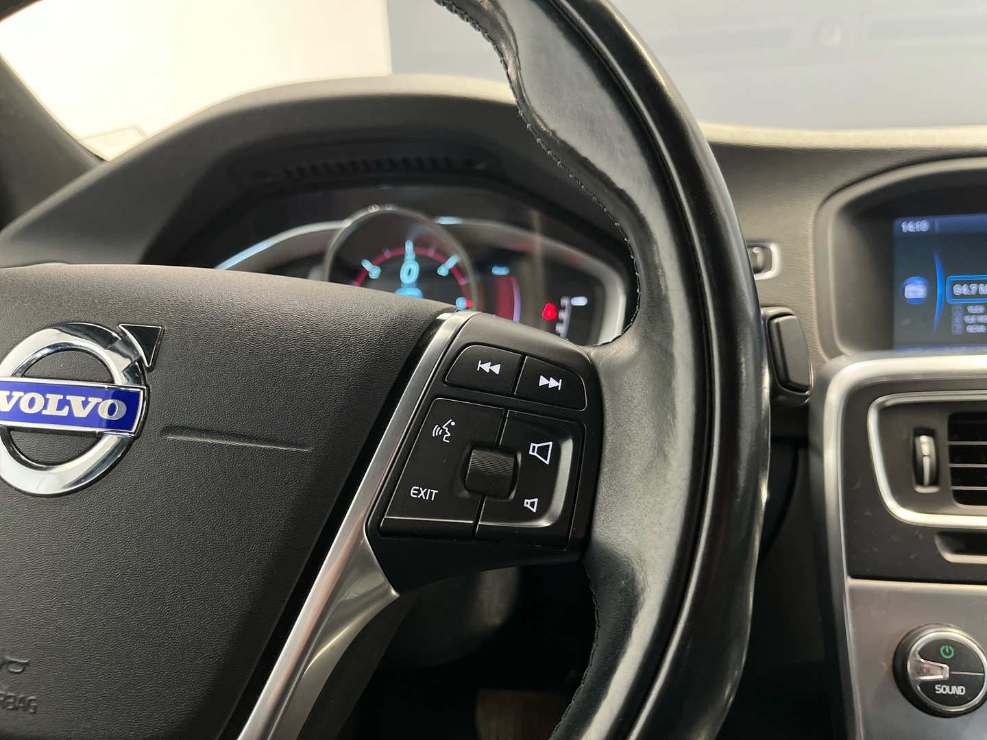 VOLVO S60 15