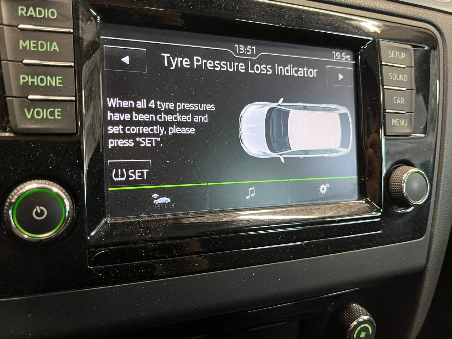 SKODA Rapid 2015