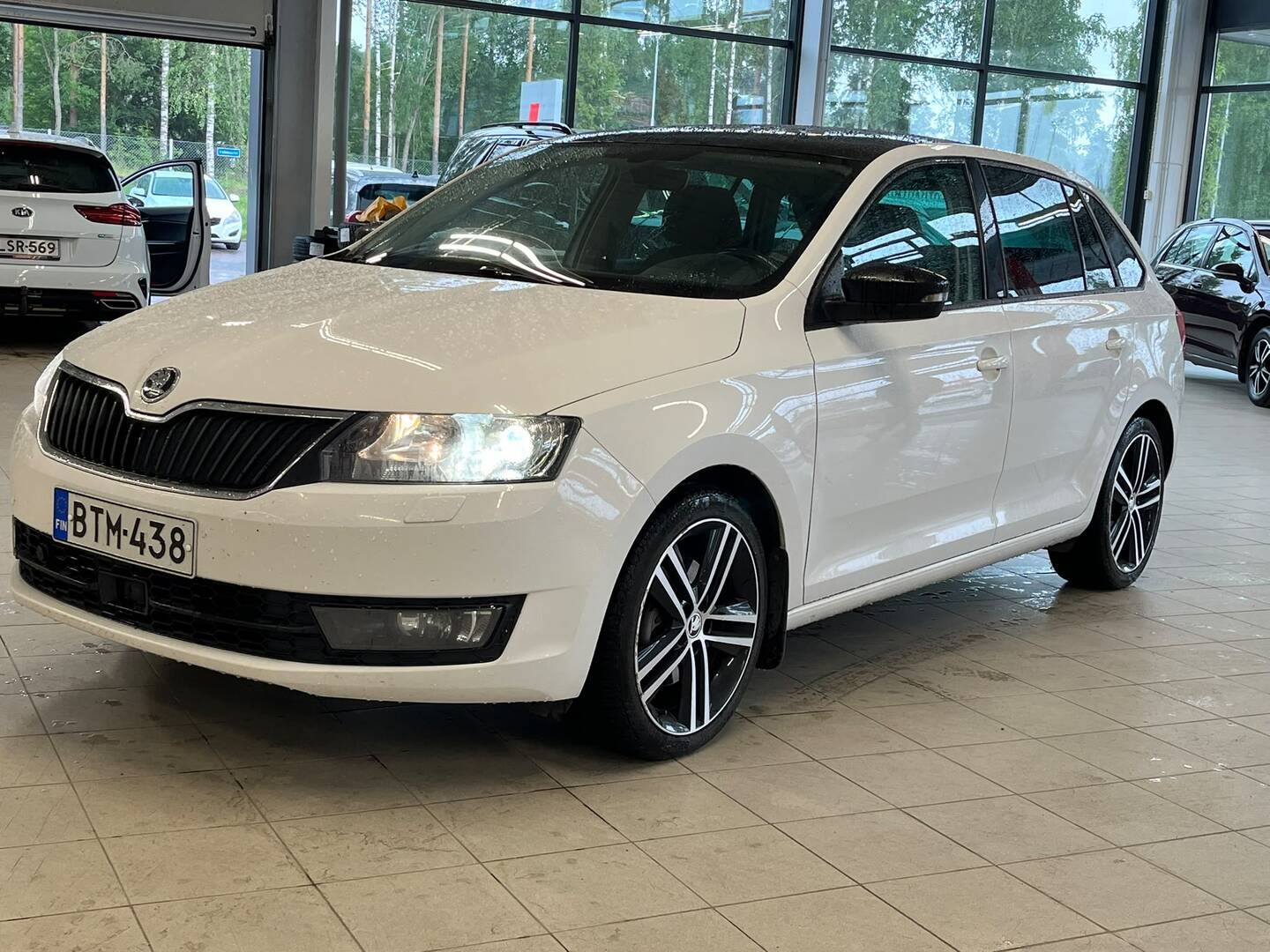 SKODA Rapid 2015
