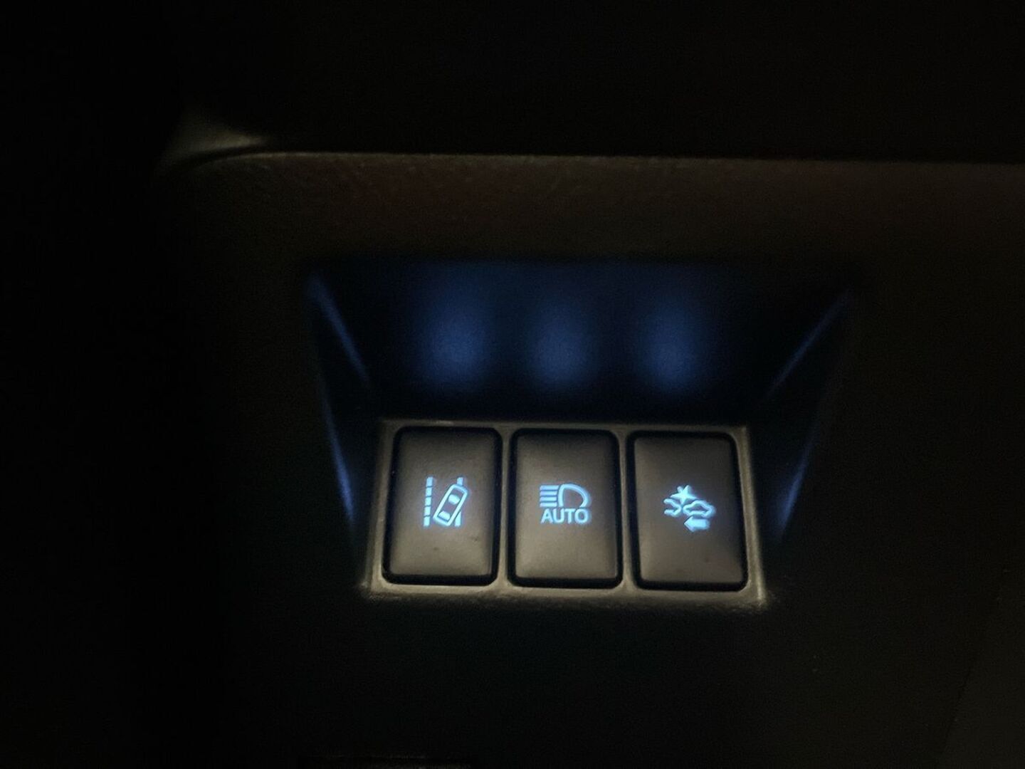 TOYOTA Yaris 2017