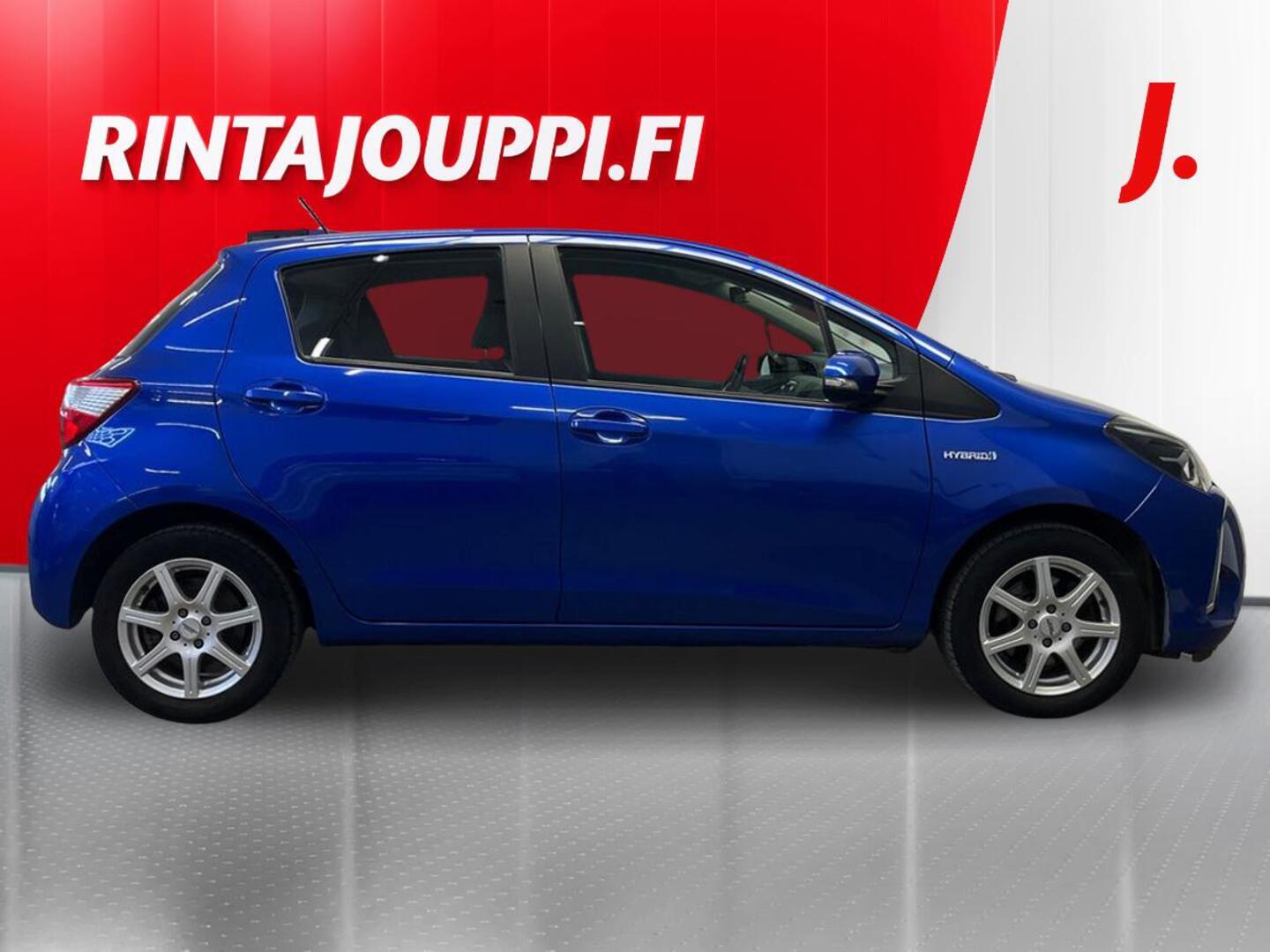 TOYOTA Yaris 2017