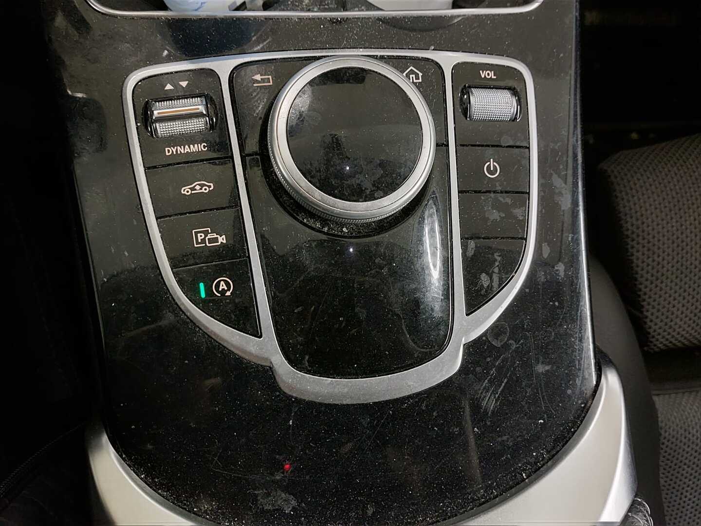 MERCEDES-BENZ C 2019