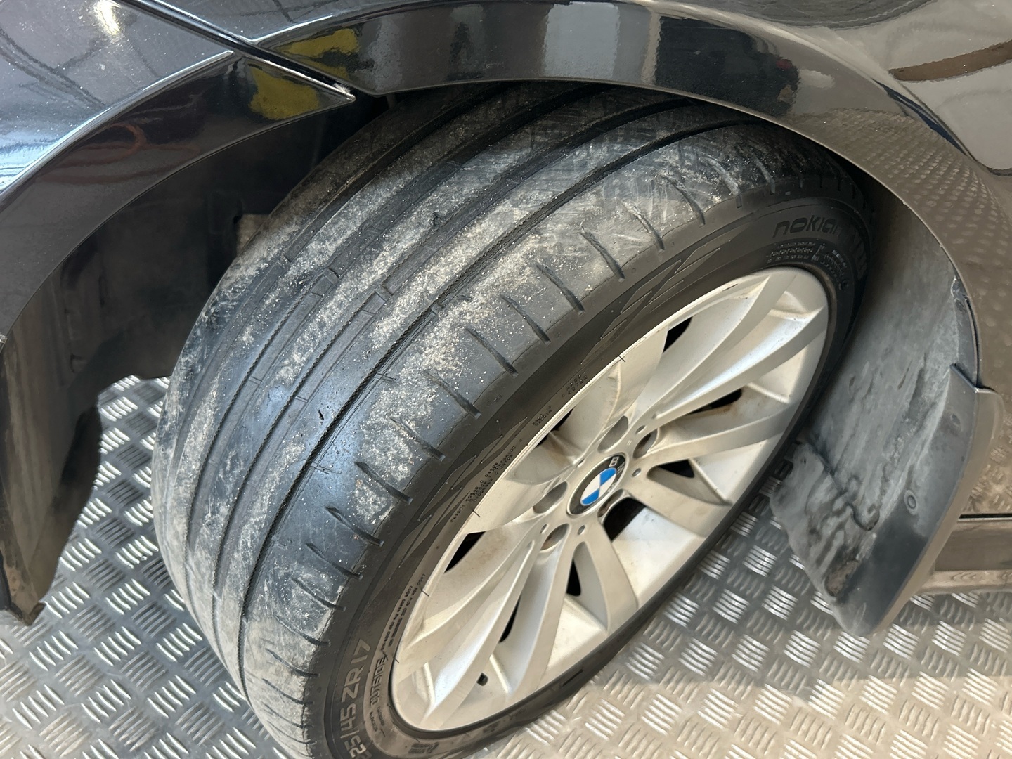 BMW 318 2011