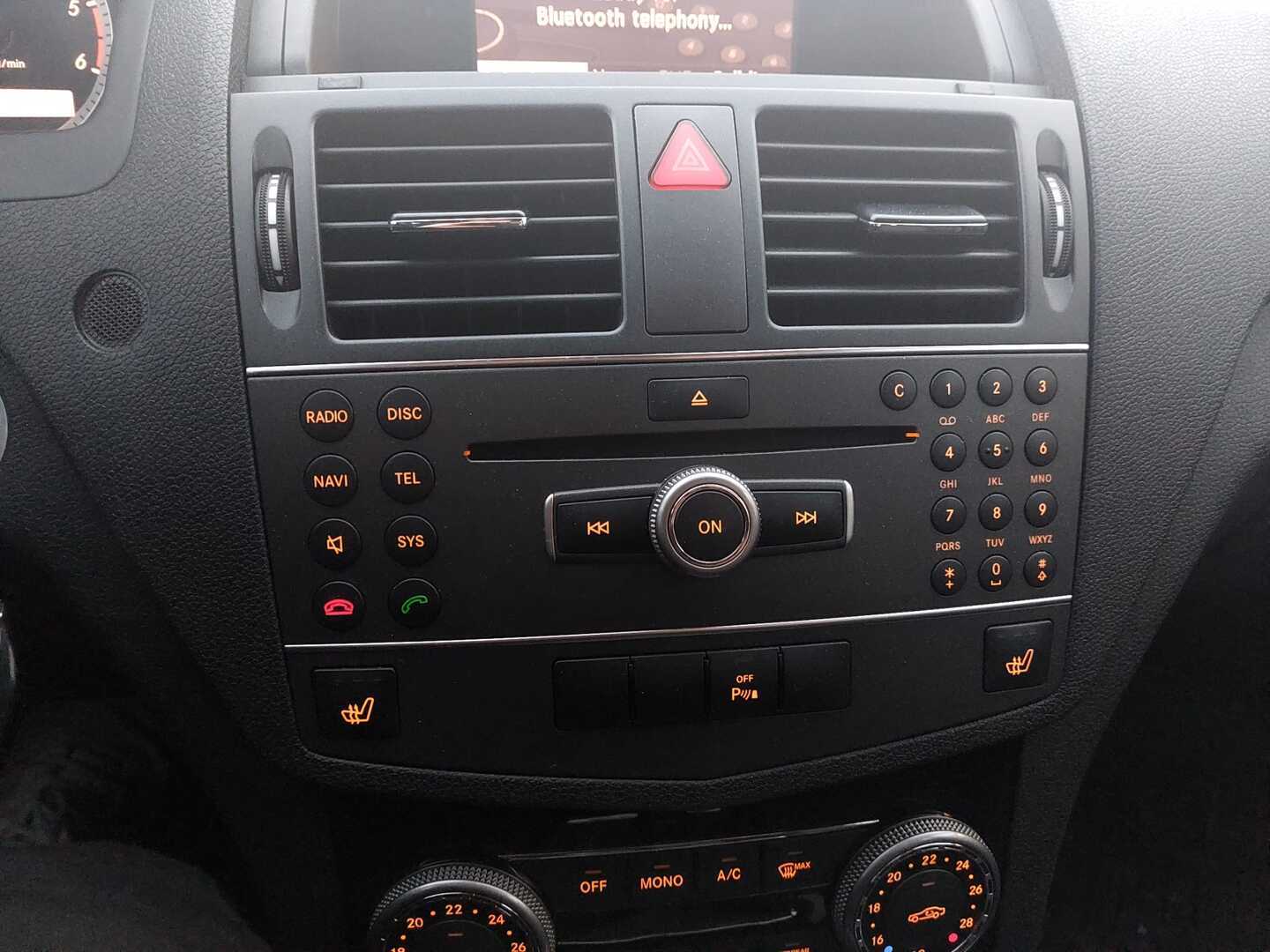 MERCEDES-BENZ C 2011