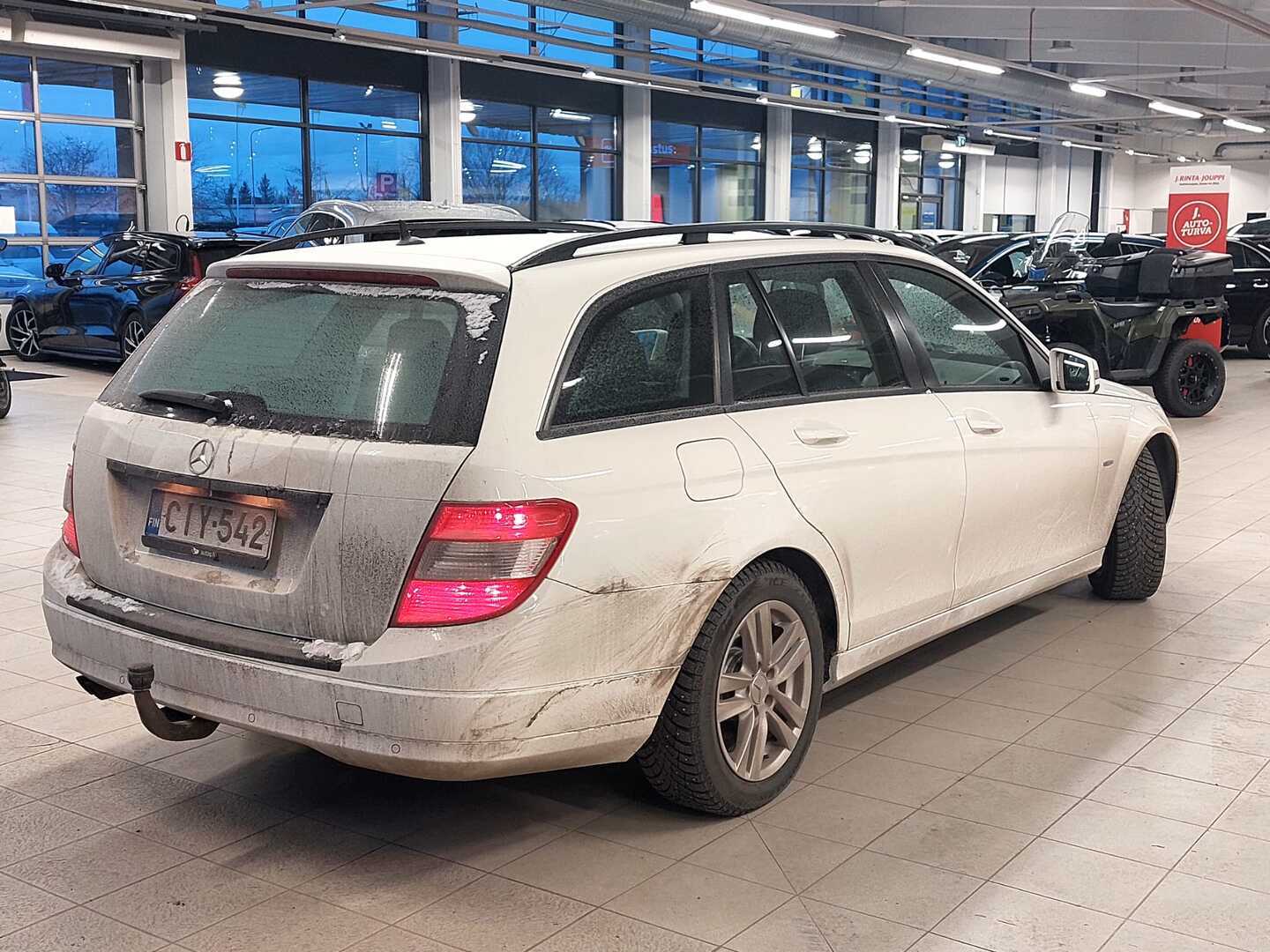 MERCEDES-BENZ C 2011