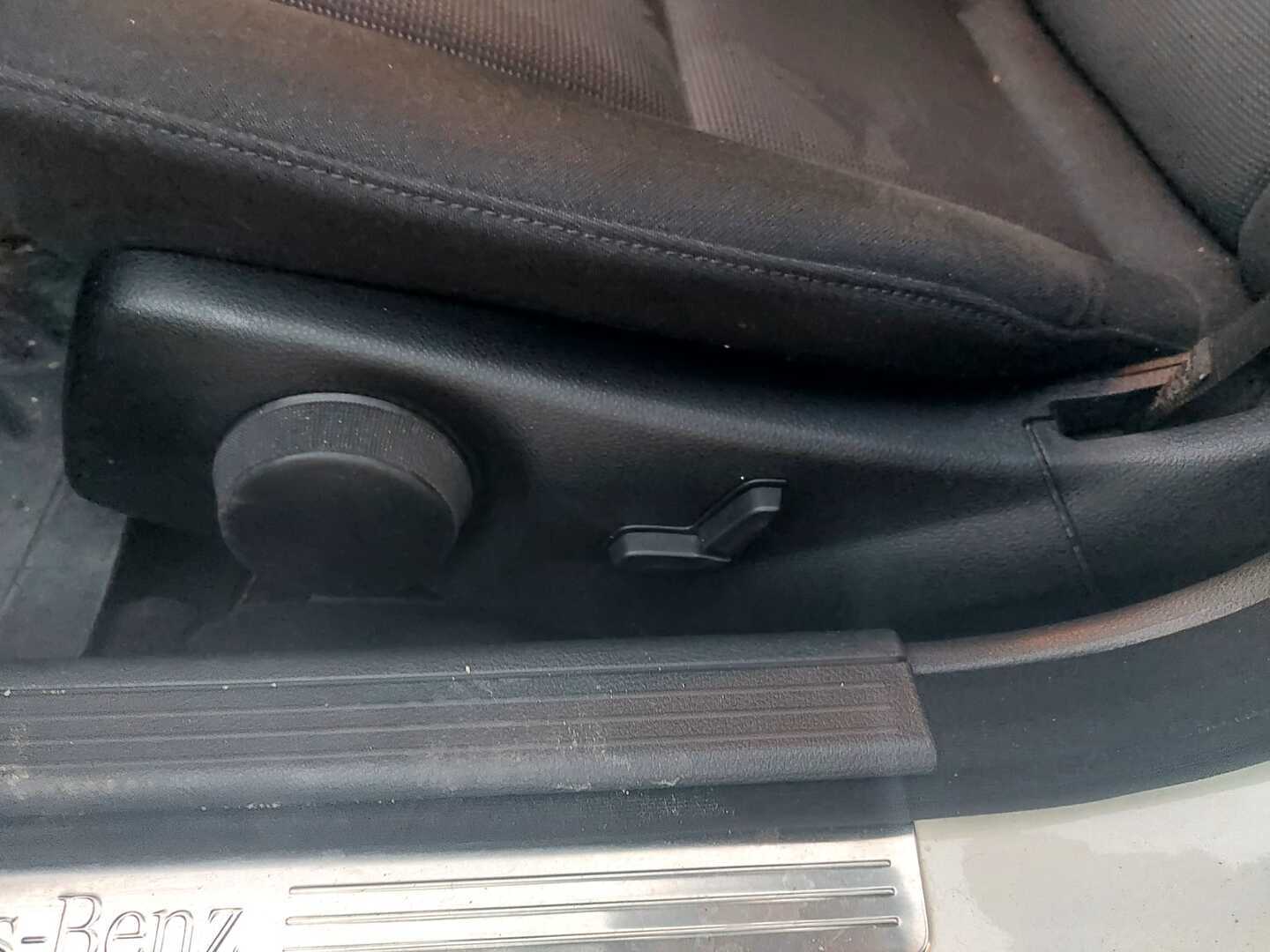 MERCEDES-BENZ C 2011