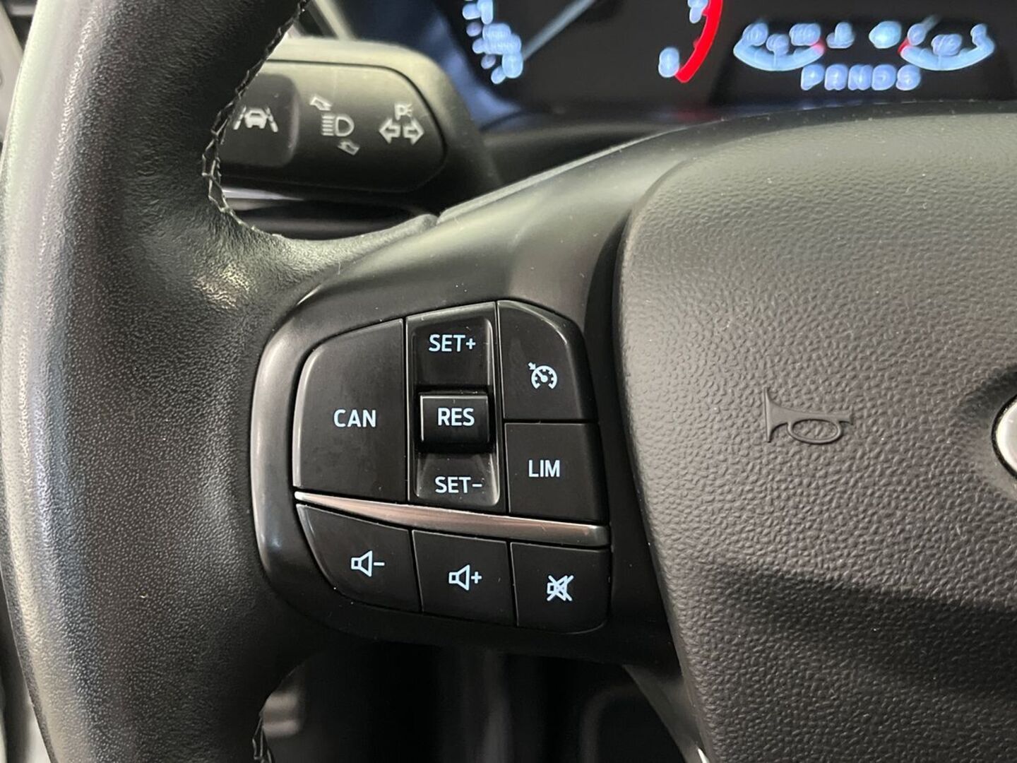 FORD Fiesta 18