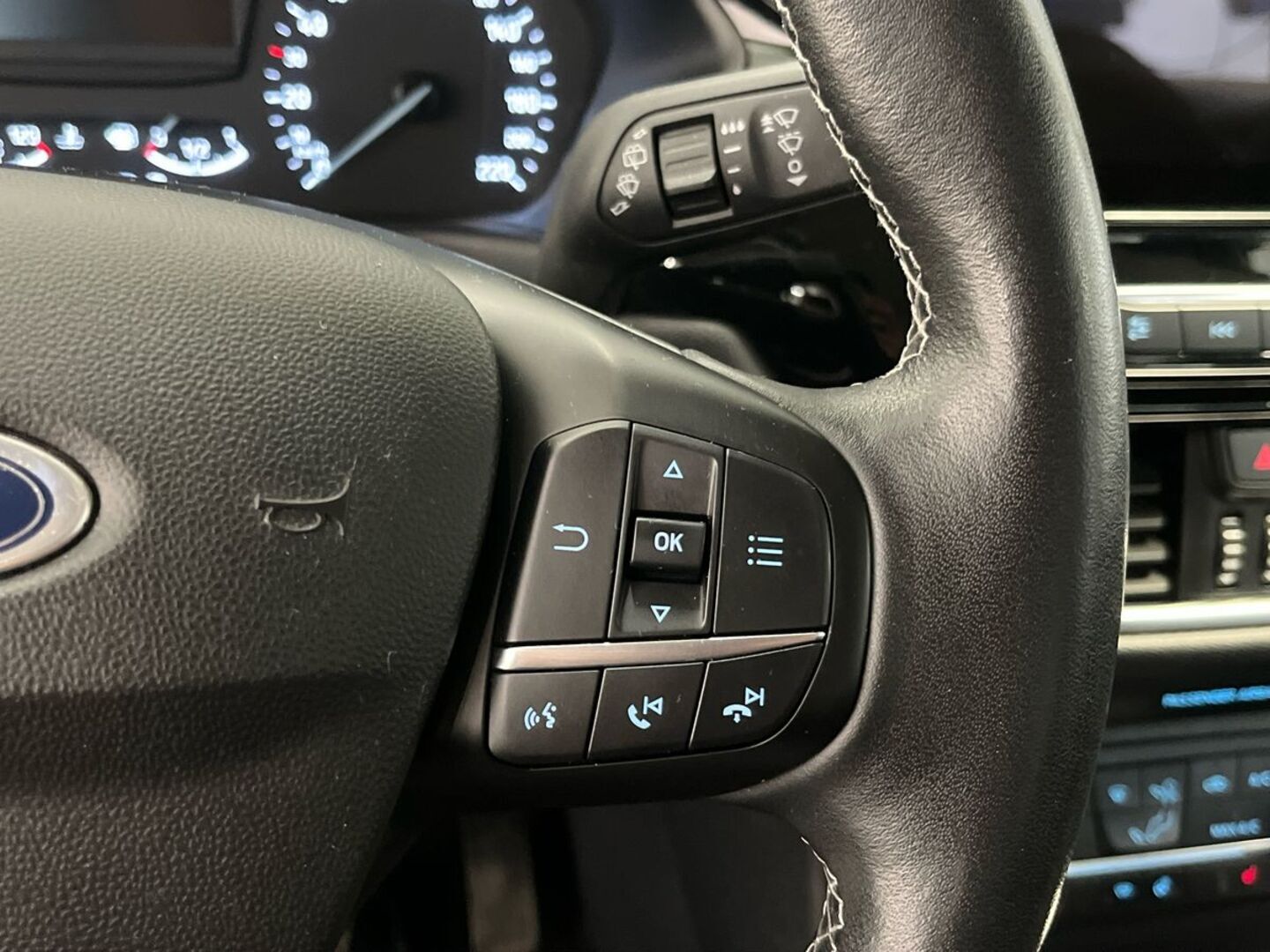 FORD Fiesta 19