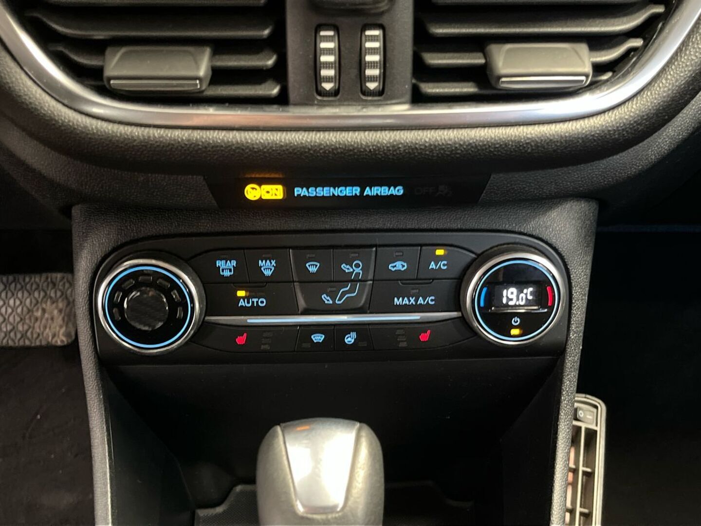 FORD Fiesta 22