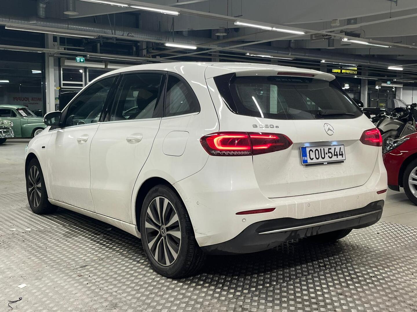 MERCEDES-BENZ B 2020