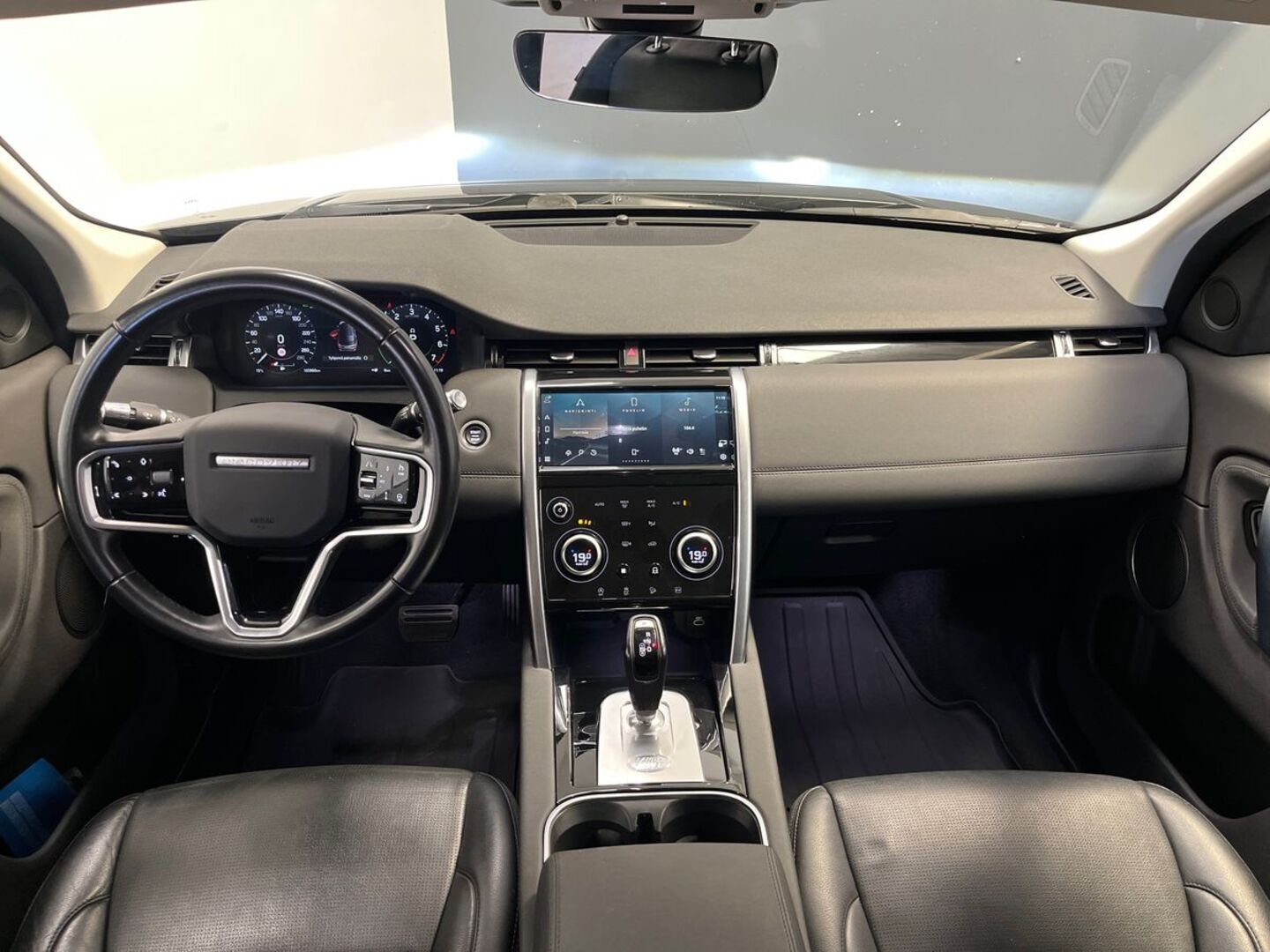 LAND ROVER Discovery Sport 15