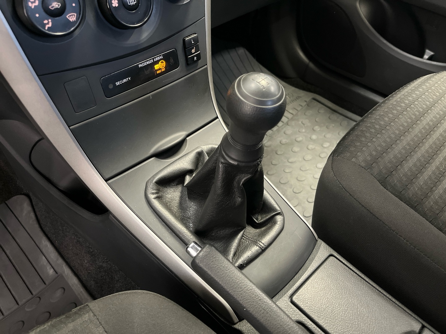 TOYOTA Corolla 2008