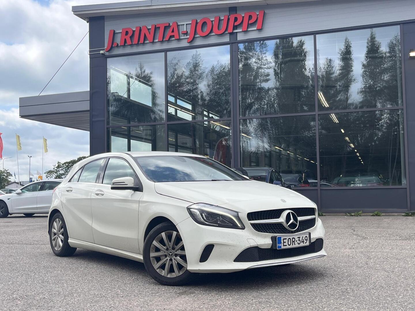 MERCEDES-BENZ A 2017