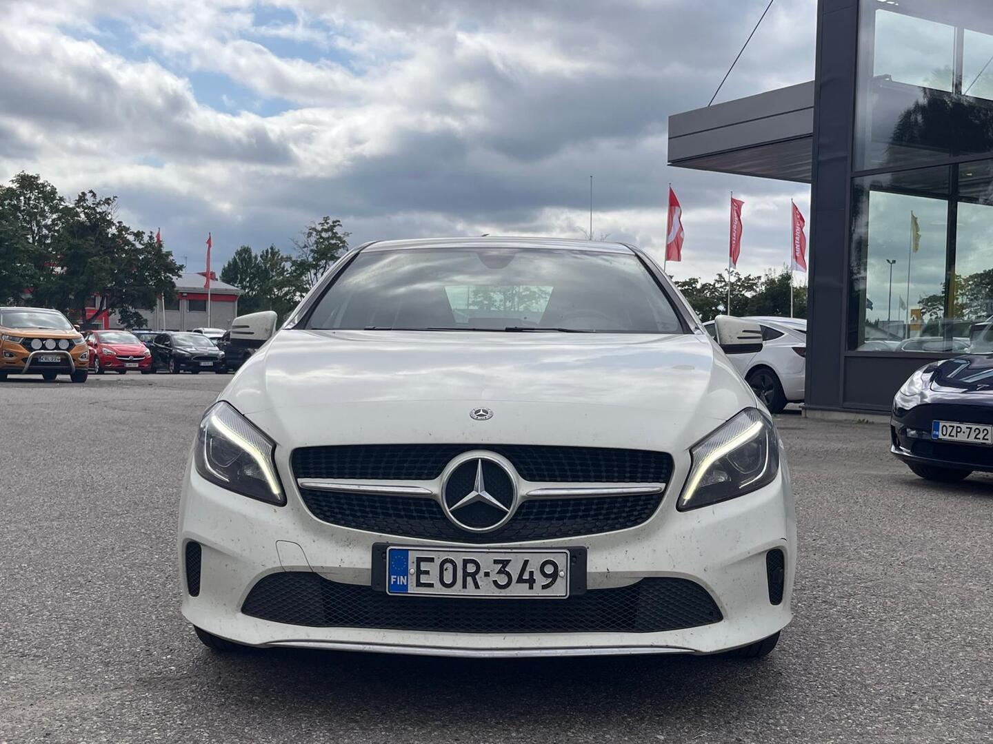 MERCEDES-BENZ A 2017