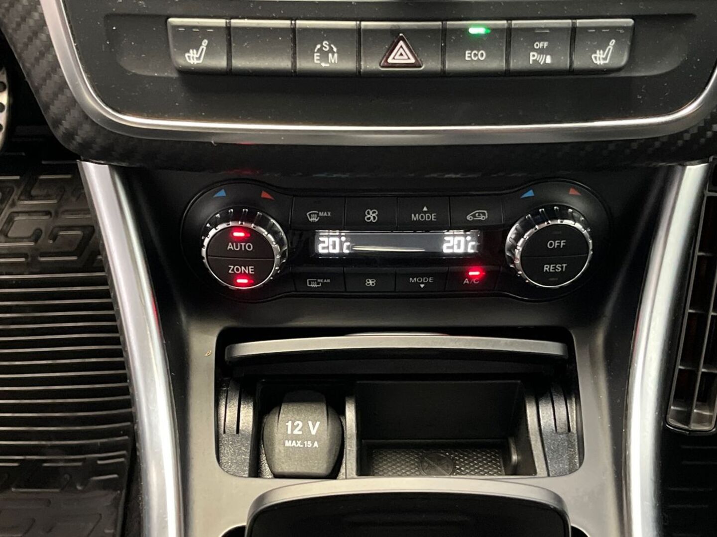MERCEDES-BENZ A 18