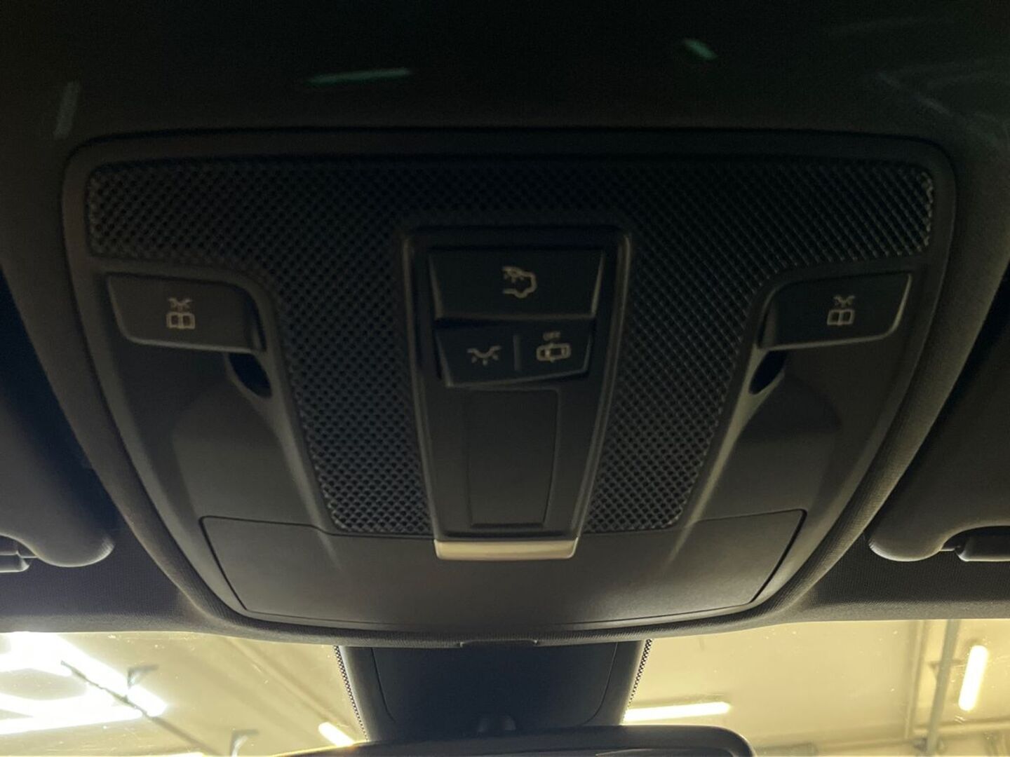 MERCEDES-BENZ A 20