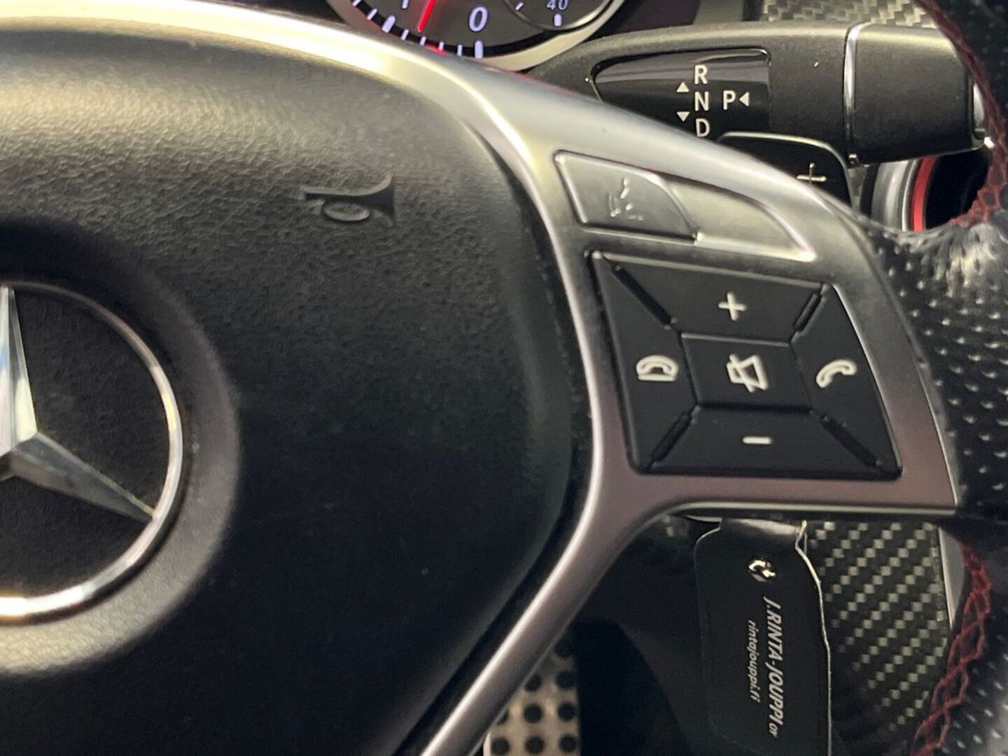 MERCEDES-BENZ A 22