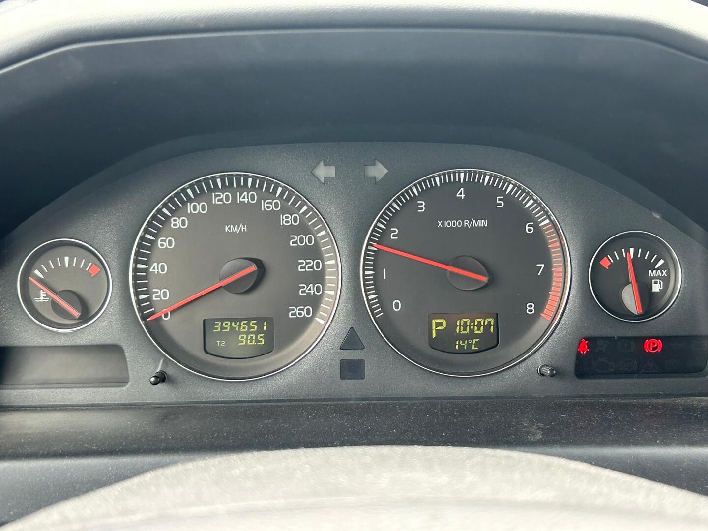 VOLVO XC70 2003