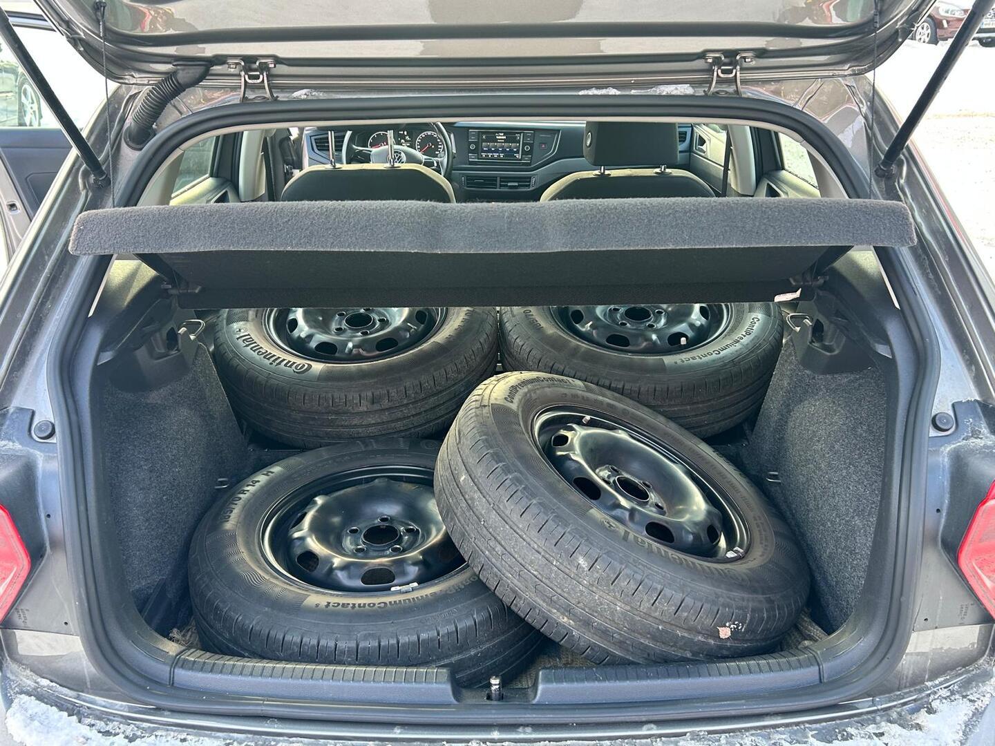 VOLKSWAGEN Polo 2021