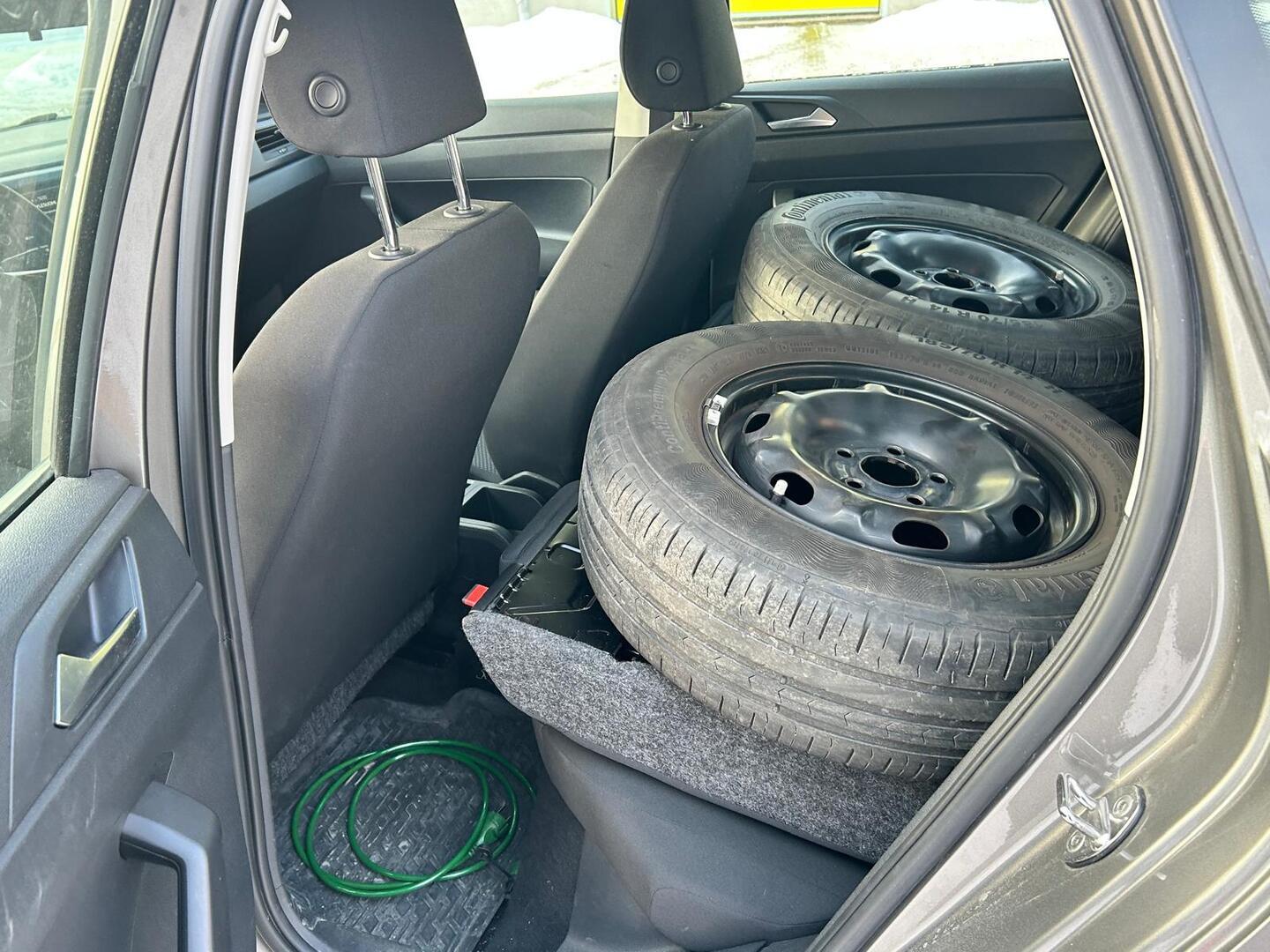 VOLKSWAGEN Polo 2021