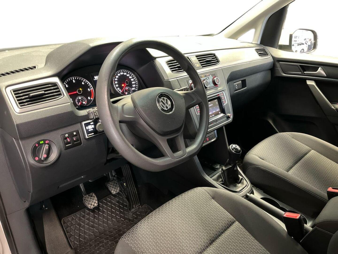 VOLKSWAGEN Caddy 2019