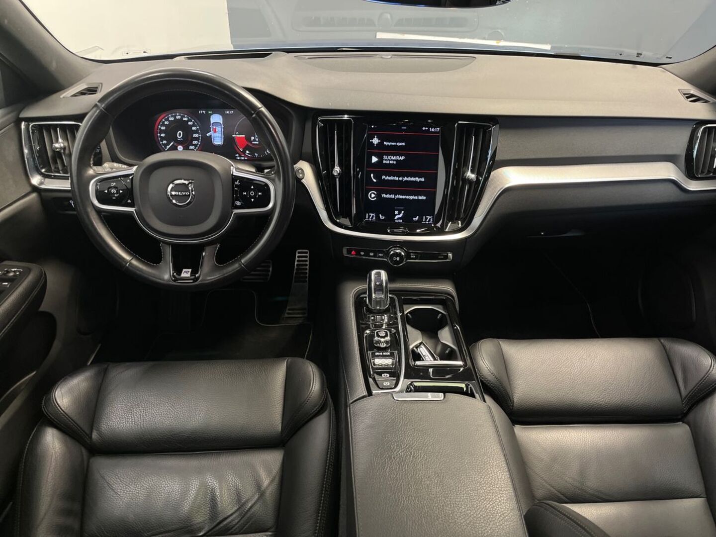 VOLVO V60 15