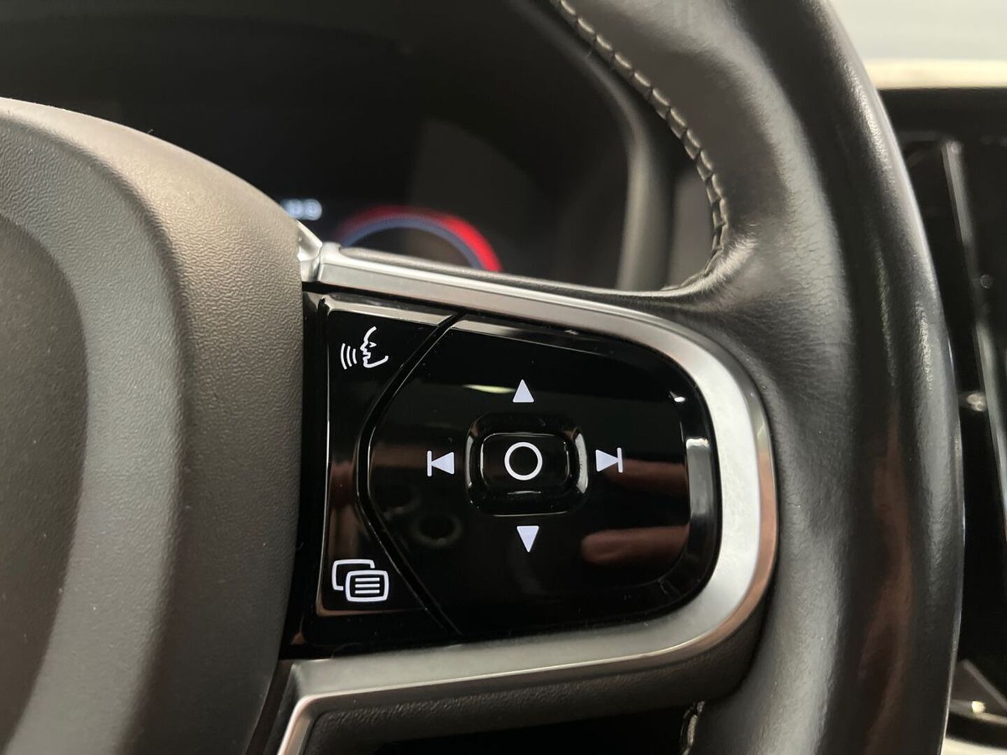 VOLVO V60 21