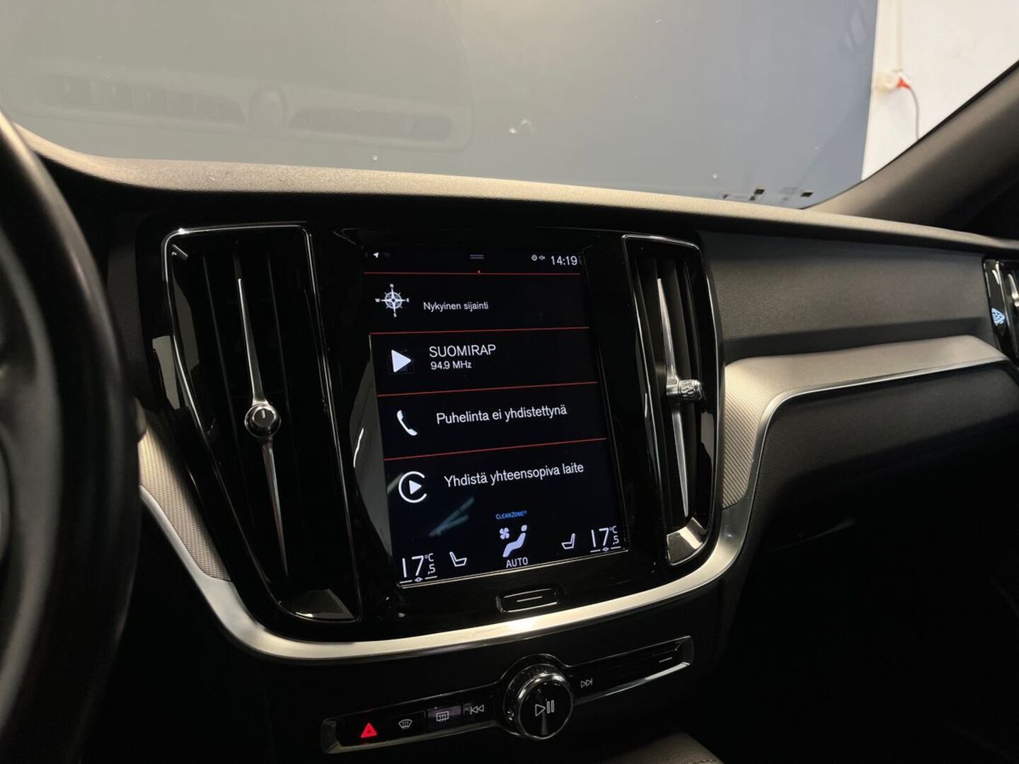 VOLVO V60 22