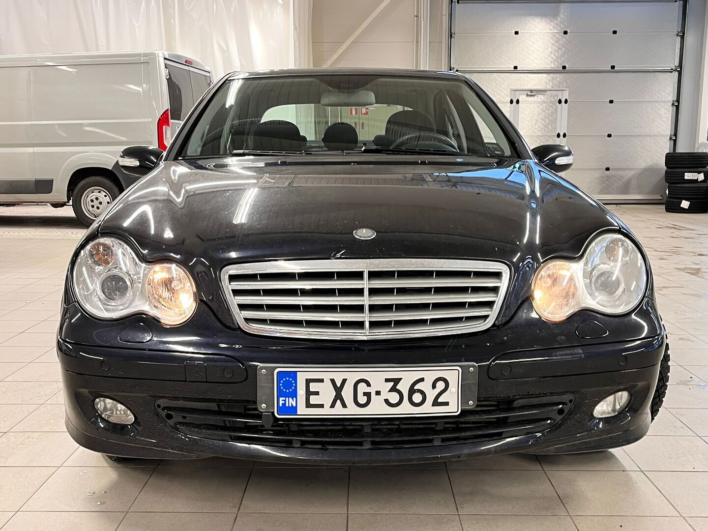 MERCEDES-BENZ C 2005