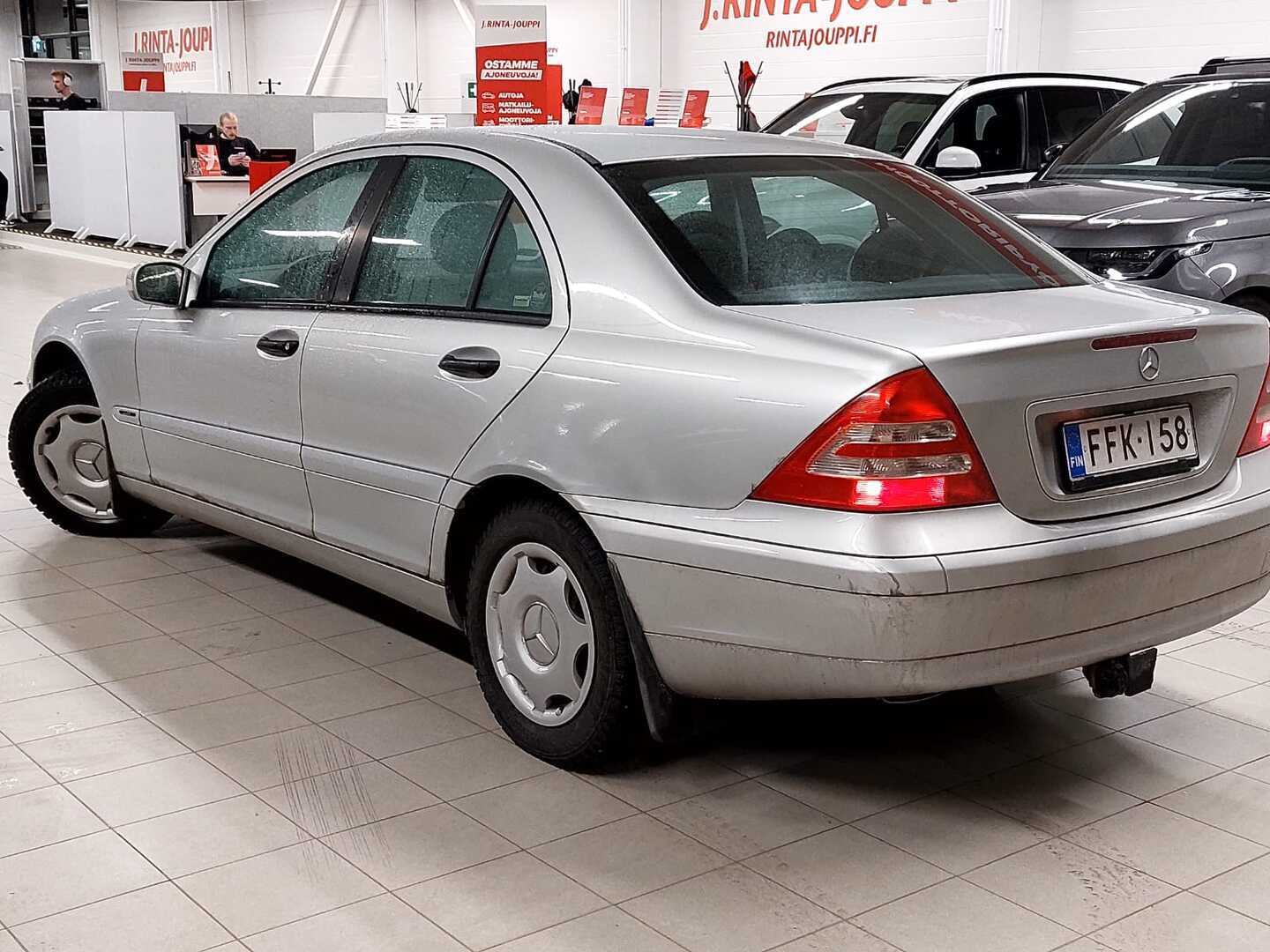 MERCEDES-BENZ C 2002