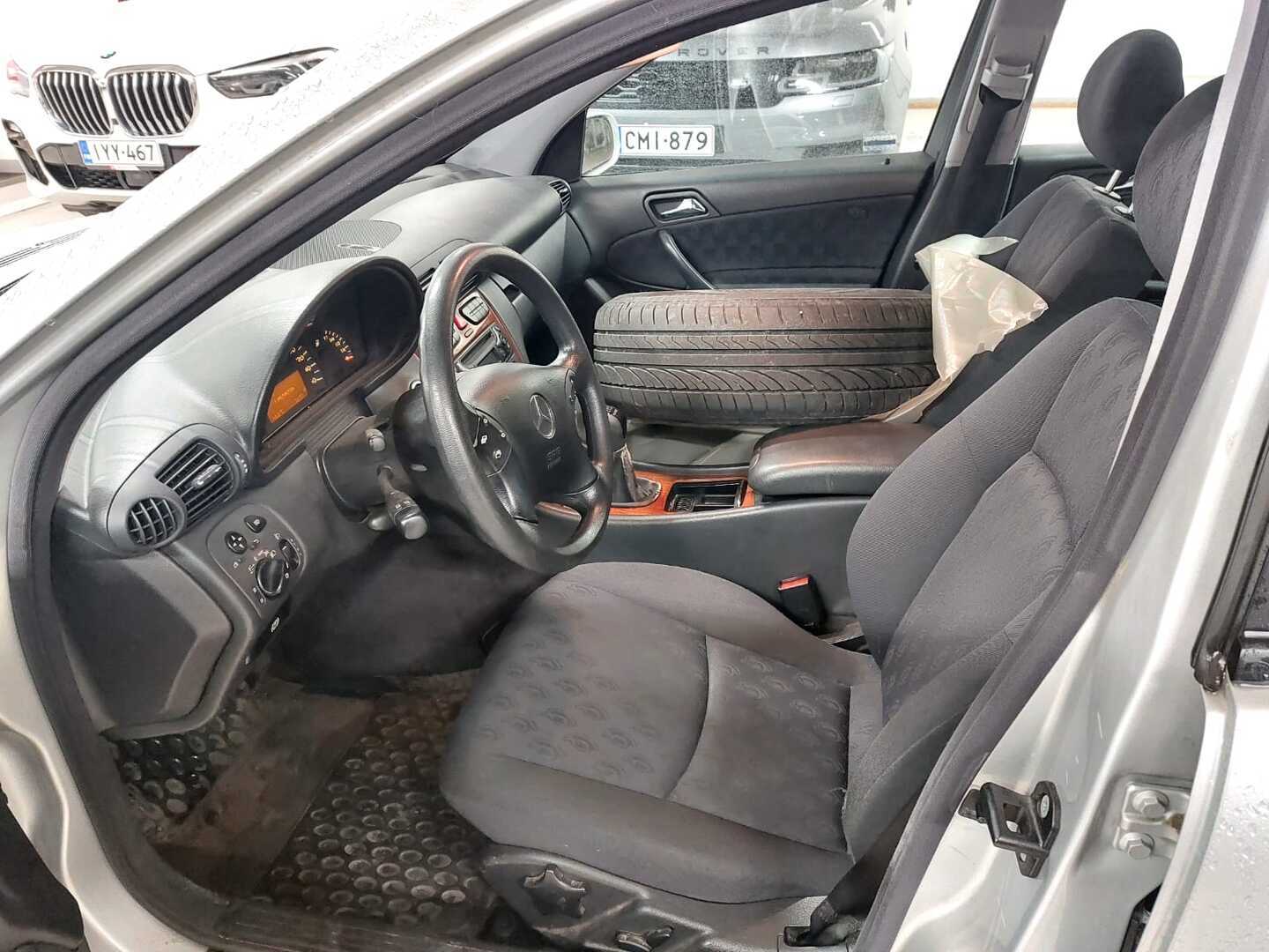 MERCEDES-BENZ C 2002