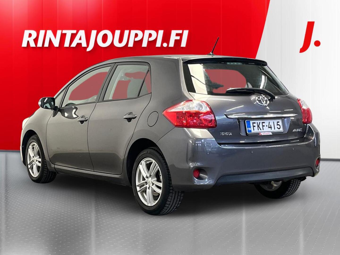 TOYOTA Auris 2