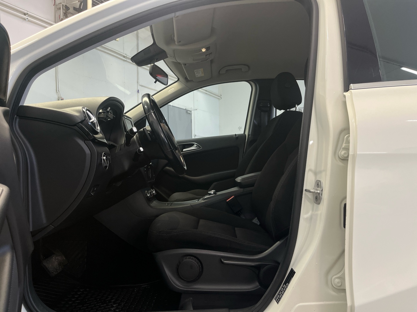 MERCEDES-BENZ B 2013