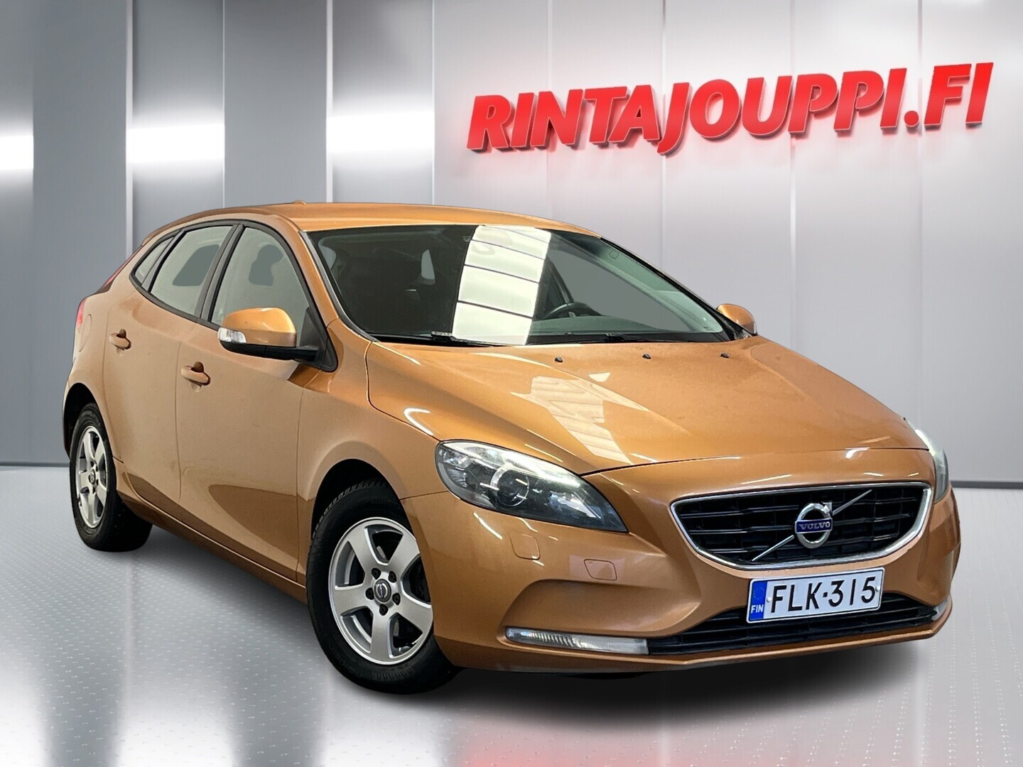 VOLVO V40 2014