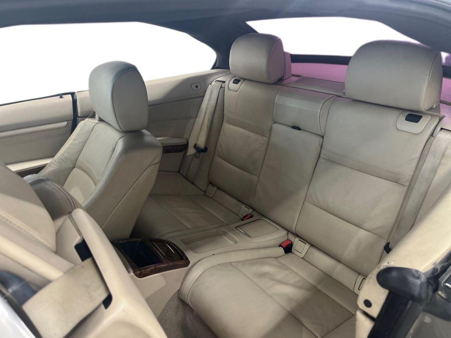 BMW 325 2007