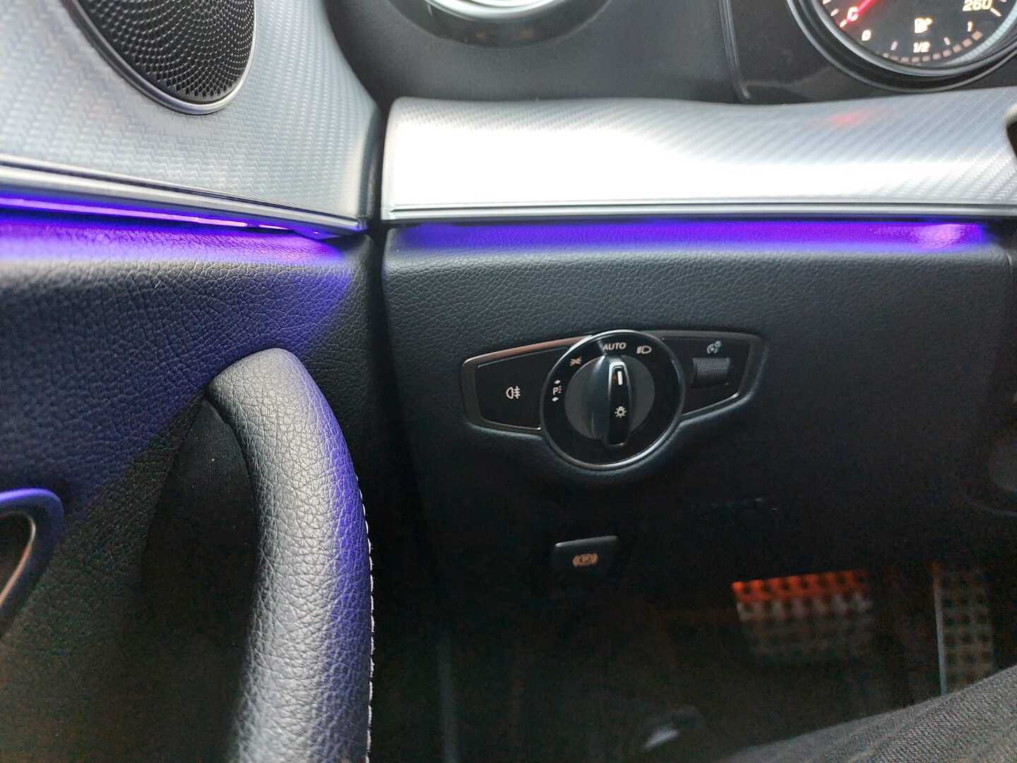 MERCEDES-BENZ E 2019